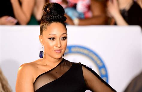 sister sister star tamera mowry housley s niece among victims in thousand oaks shooting