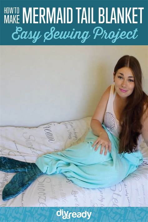 Diy mermaid tail blankets and beach things usually don't sound like the best combination… except when they involve mermaid. How to Make a Mermaid Tail Blanket DIY Projects Craft Ideas & How To's for Home Decor with Videos