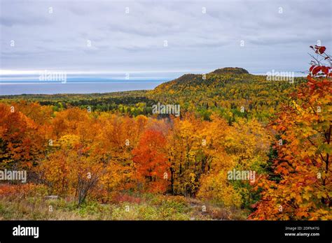 Fall Colors From Britton Peak In Northern Minnesota Usa Stock Photo