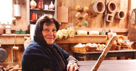 Há um bom tempo o estado de saúde de nicette bruno era considerado grave. Nicette Bruno em foto da novela 'O Profeta' (2006), na ...