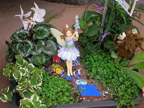 Fairy Gardens You Can Make Yourself Fairy Garden Fairy Garden Diy Miniature Fairy Gardens