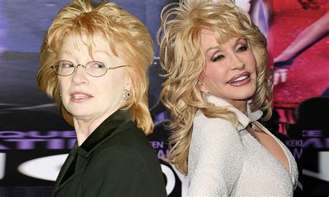 Dolly Parton Puts Lesbian Rumours To Rest After Speculation Of A Relationship With Female Best