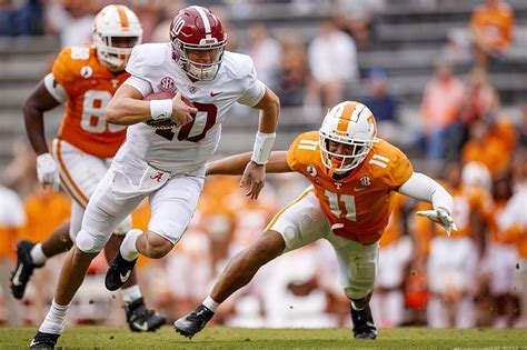 Alabama Doesnt Play To Sabans Standard Still Demolishes Tennessee In