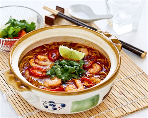 However, you can also make it with water or canned chicken stock. Tom Yum Noodle Soup | Roti n Rice