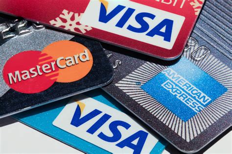 Choosing Between A Credit And Debit Card Streetfins