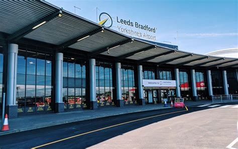 مطار ليدز برادفورد يلغي قواعد سفر أمنية في 2024