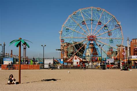 8 Best Amusement Parks In New York