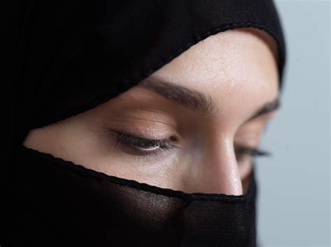 premium photo portrait of muslim woman wearing niqab and traditional arabic clothes or abaya