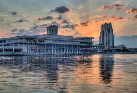 Tampa Convention Center Sunrise Tampa Convention Center Su Flickr