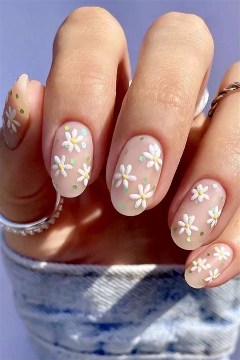 60 Prettiest Summer Nail Colors Of 2021 In 2021 Oval Nails Designs