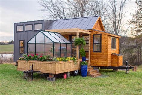 Amazing Inspiration Tiny House Greenhouse Tiny House