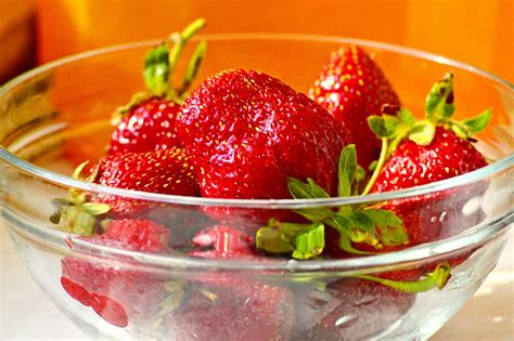 Wallpaper Food Fruit Strawberries Plate Dessert Plant Berry