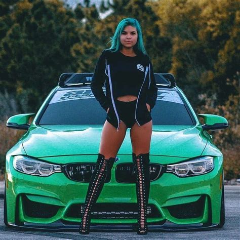 Super Car Girls Every Men Needs To See 20 Pictures In 2020 Bmw Girl