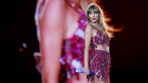Taylor Swift Lover Book Copyright Lawsuit Dropped Pitchfork