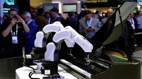 Los 5 Robots Más Curiosos Del Mobile World Congress