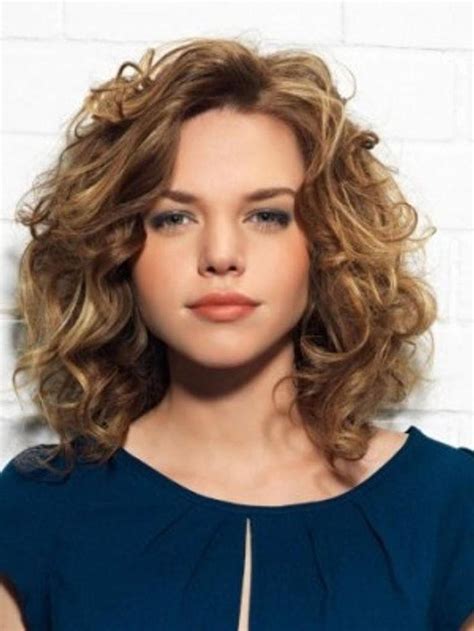 To create this look, ask your stylist to tone your hair to achieve a cherry or mahogany shade and go. 2020 Latest Short Haircuts for Frizzy Wavy Hair