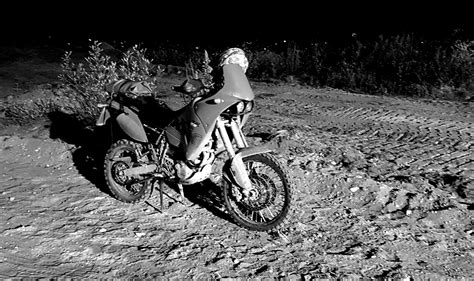 Jane's first Night Shift. : Dualsport