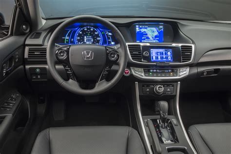 However, it trails its classmates in reliability and ride comfort. News: 2014 Honda Accord Hybrid claims 49 mpg city - The ...