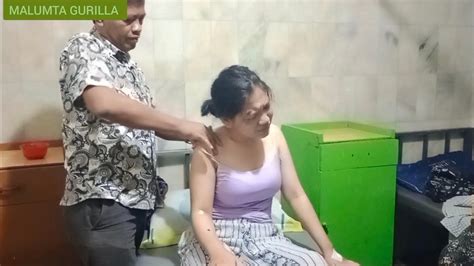 Pijat Paha Cewek Cantikdan Bahu Belakang Youtube