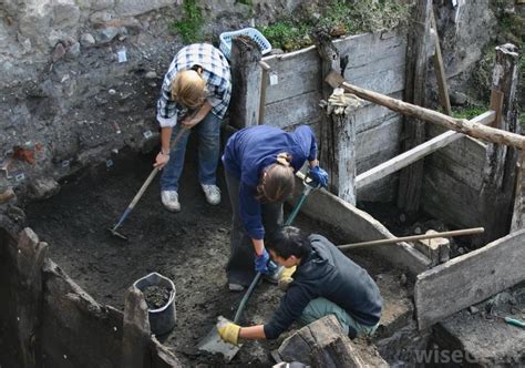We did not find results for: What do Archaeologists do? (with pictures)