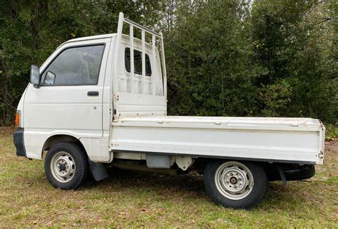 Daihatsu Hijet Scissor Lift Kei Truck Jdm Registered And Titled In