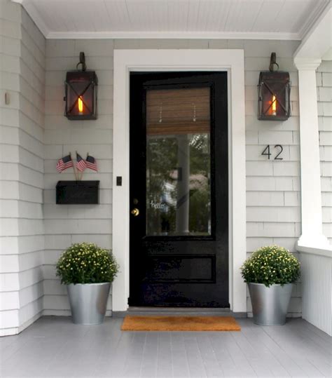 90 Awesome Front Door Farmhouse Entrance Decor Ideas (152) | House
