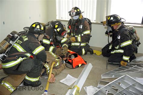 Photos Waltham Firefighters Conduct Mayday And Rapid Intervention Team