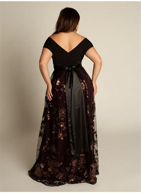 Plus Size Luxury Couture Prom Gown Capped Short Sleeve Floor Length