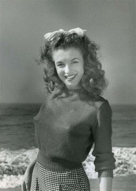 Norma Jeane By Andre De Dienes 1945 Young Marilyn Monroe Norma Jean Marilyn Monroe Marilyn