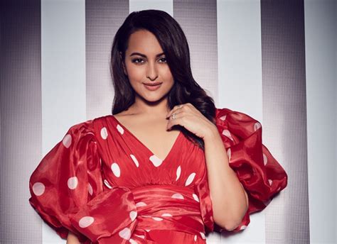 Sonakshi Sinha Says Ab Bas To Cyberbullying Calls For Action To