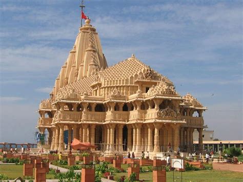 10 World Famous Hindu Temples In India To The Land Of