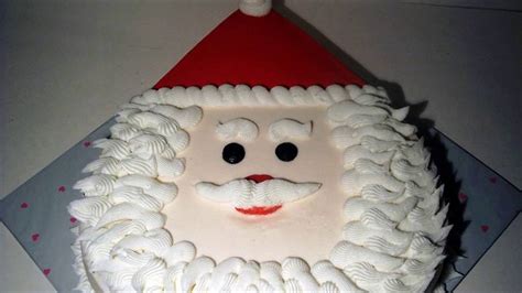 700 x 700 pixels (57570 bytes). Easy Christmas Cake Decorations - YouTube