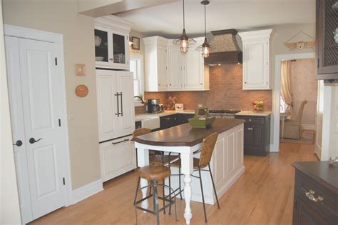 10 Advantages Of Narrow Kitchen Island Ideas | Roy Home Design