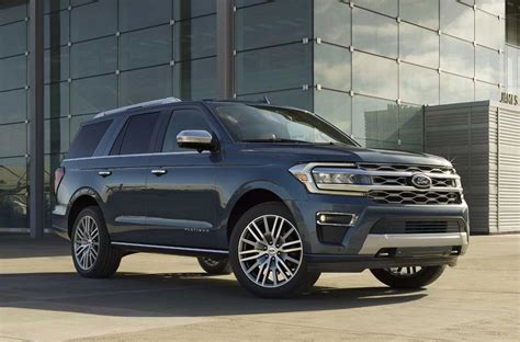 2023 Ford Expedition Platinum Hybrid Limited