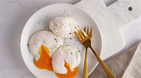 Poached Eggs Recipe Healthy And Savoury Healthkart