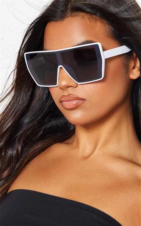 black contrast oversized square sunglasses prettylittlething