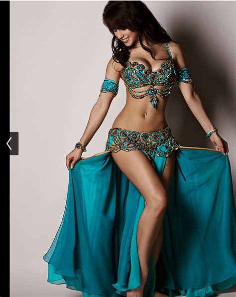 Belly Dancing Outfit With Images Belly Dance Outfit Belly Dance Belly Dance Costumes
