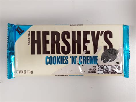 Проверьте 'hershey' перевод на английский. Hershey's Cookies 'n' Creme Chocolate block 113g