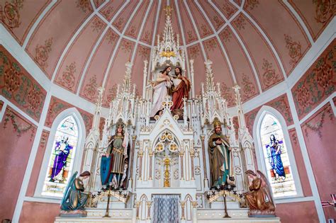 5 Painted Churches Of Texas To Visit On Your Next Road Trip