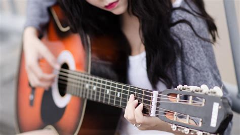 Girl With Guitar Wallpapers Wallpaper Cave