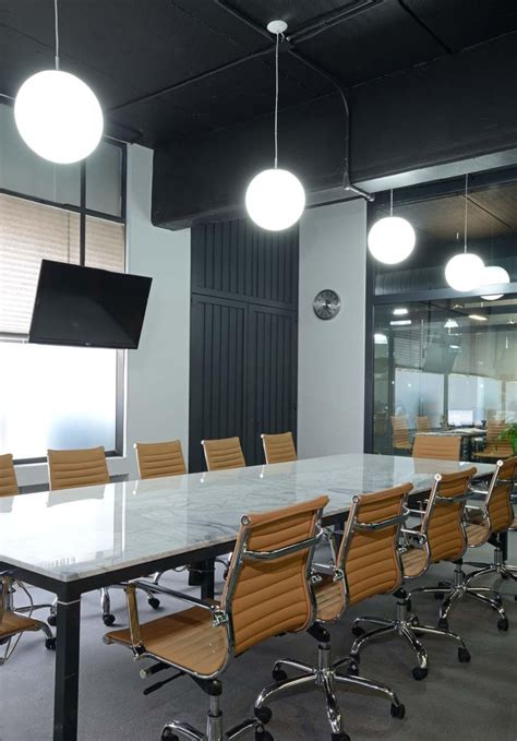 Feet squared, meters squared, centimeters squared, etc. Tech Company Headquarters in Mexico City - Office Snapshots