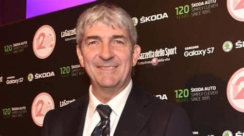 Each shoes is hand made. Juve, Paolo Rossi: "Dybala-CR7, che spettacolo! Sarri ...