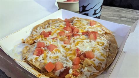 Got my first (and free) Mexican pizza! : r/tacobell