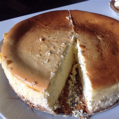 This small batch of my vanilla layer cake recipe bakes three, perfect little 6 inch cake layers. PHILADELPHIA® Classic Cheesecake Recipe | Allrecipes