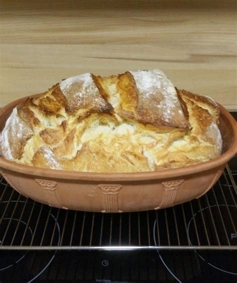 Leckeres Joghurtbrot im Römertopf backen