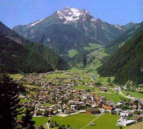 Auch im sommer gibt es auf den mayrhofner bergen viele highlights zu entdecken. Haus Panorama (Mayrhofen, Oostenrijk) - foto's en reviews ...