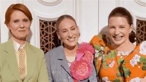 Sarah Jessica Parker And Sex And The City Stars Celebrate Show S 25th Anniversary Without Kim
