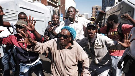 Zimbabwes Ruling Zanu Pf Party Wins Control Of Parliament