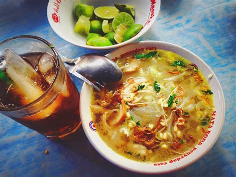 Ada resep mudah yang bisa dicoba. Resep dan Cara Membuat Soto Ayam Khas Jogja | dapur-urang