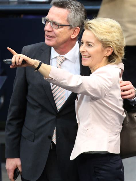 Das schrieb die ministerin am montag auf twitter. Ursula von der Leyen: Ihre sieben Kinder unterstützen sie